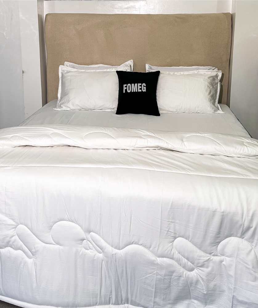 WHITE POLISH COTTON DUVET